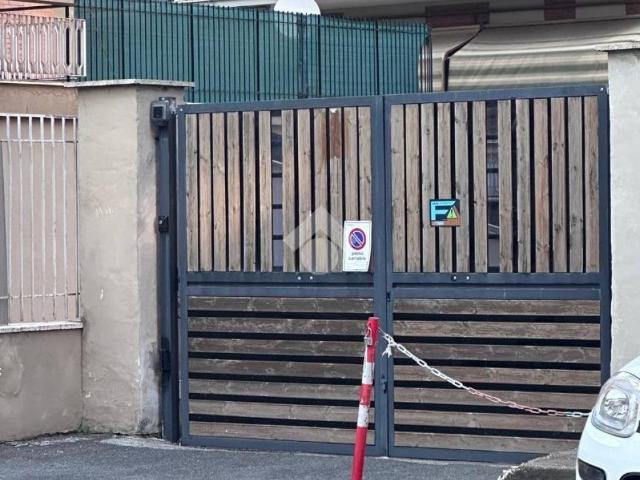 Box / Garage in affitto a Roma RM