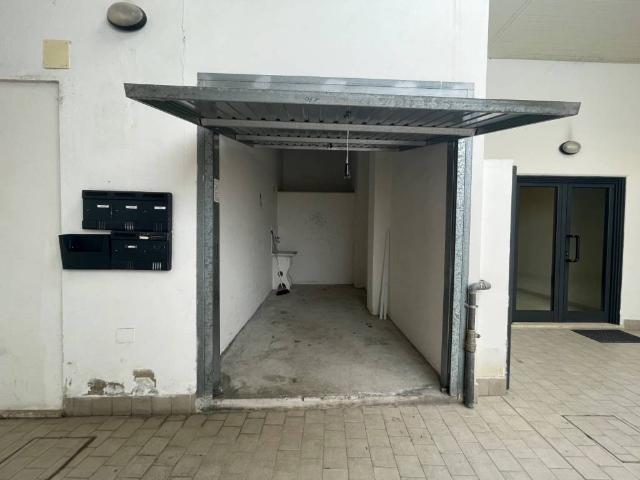 Box / Garage in affitto a San Benedetto del Tronto AP