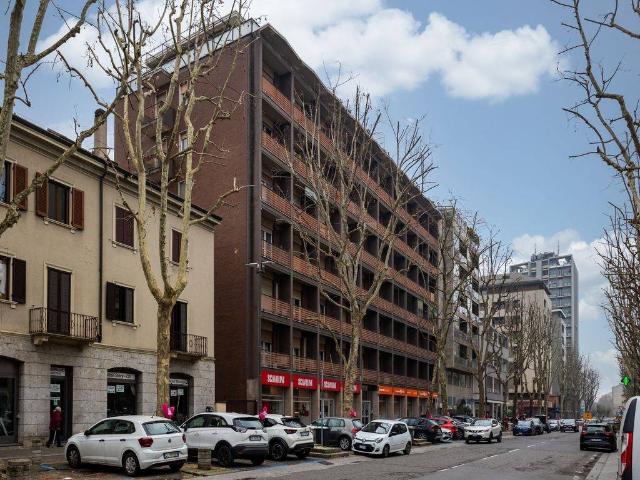 Box / Garage in affitto a Sesto San Giovanni MI