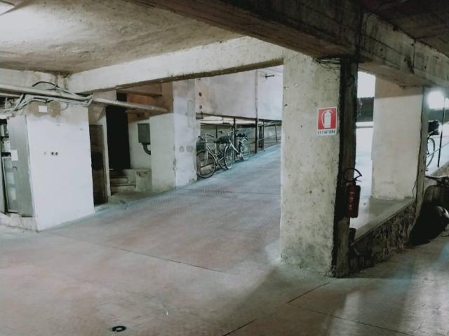 Box / Garage in vendita a Terni TR