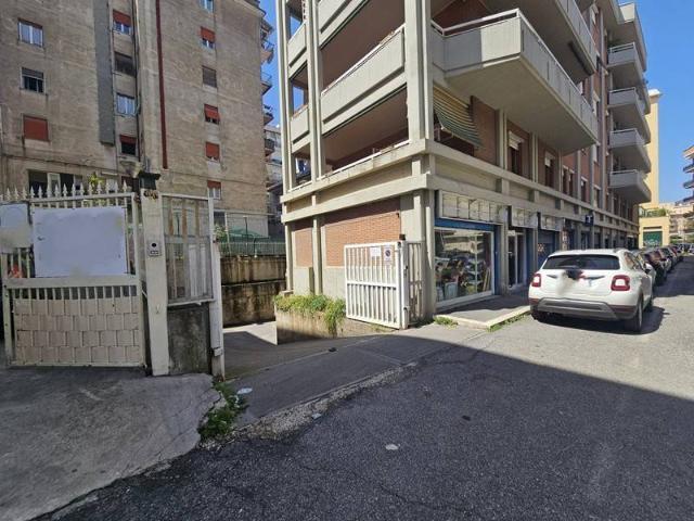 Box / Garage in vendita a Tivoli RM