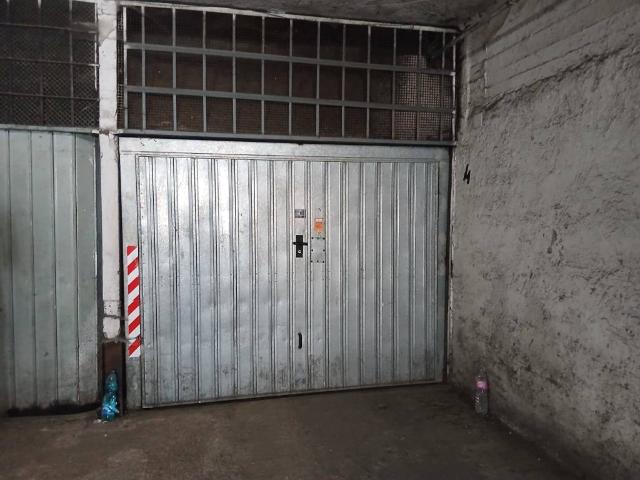 Box / Garage in vendita a Tivoli RM