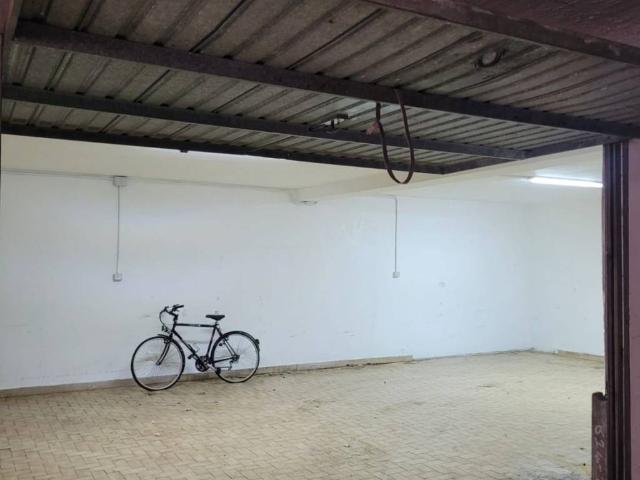 Box / Garage in vendita a Tivoli RM
