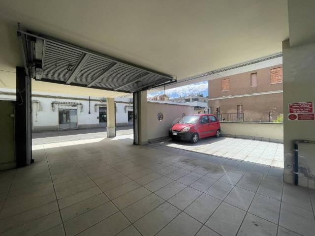 Box / Garage in vendita a Tortona AL
