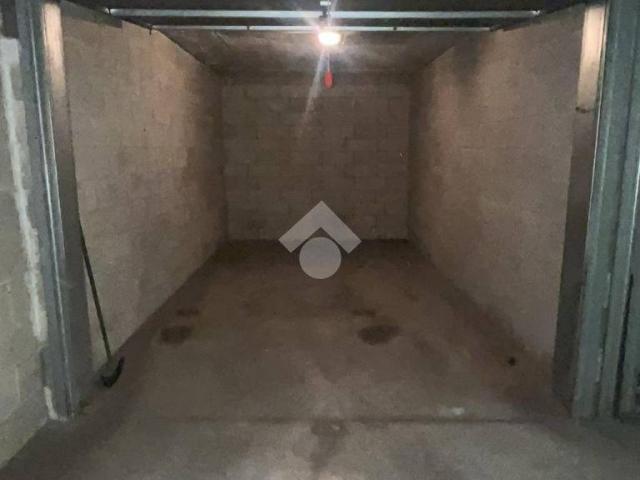 Box / Garage in vendita a Torino TO