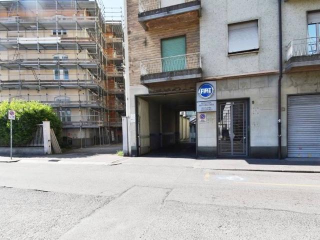 Box / Garage in vendita a Torino TO