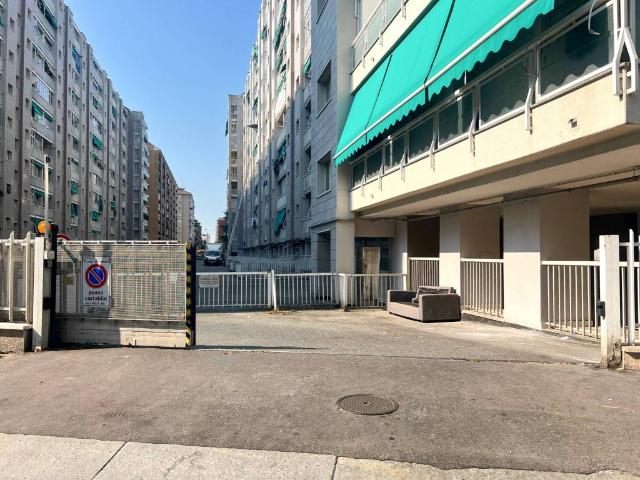 Box / Garage in vendita a Torino TO