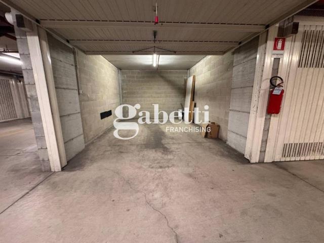 Box / Garage in vendita a Torino TO