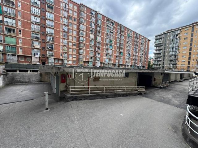 Box / Garage in vendita a Torino TO