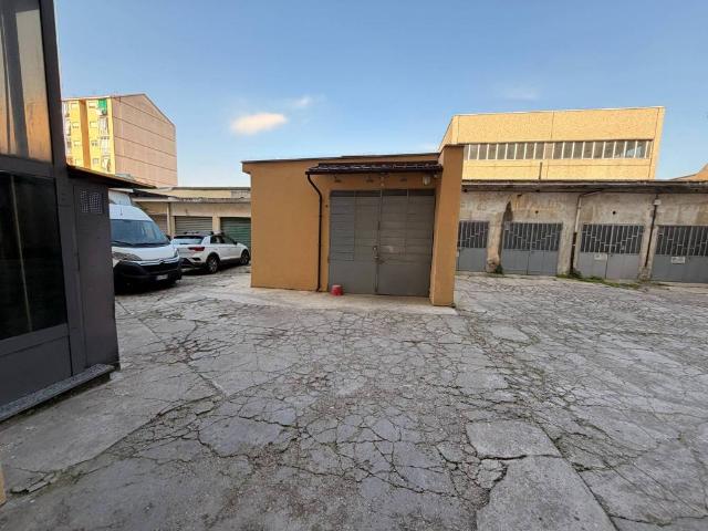 Box / Garage in vendita a Torino TO