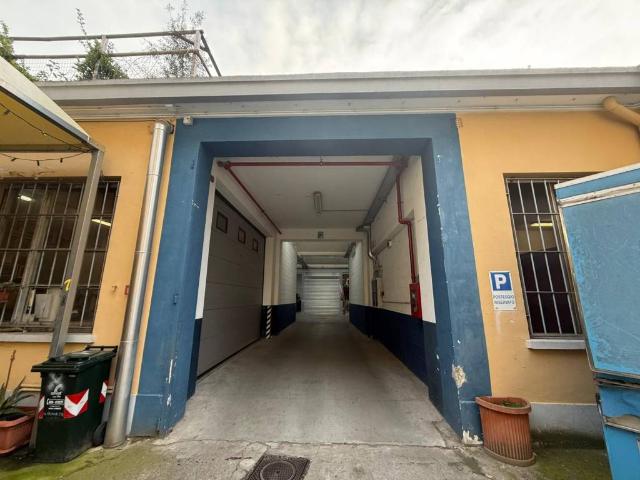 Box / Garage in vendita a Torino TO
