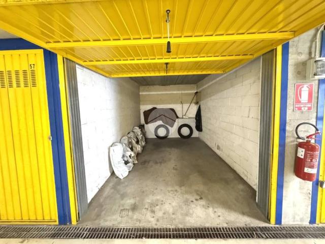 Box / Garage in vendita a Torino TO