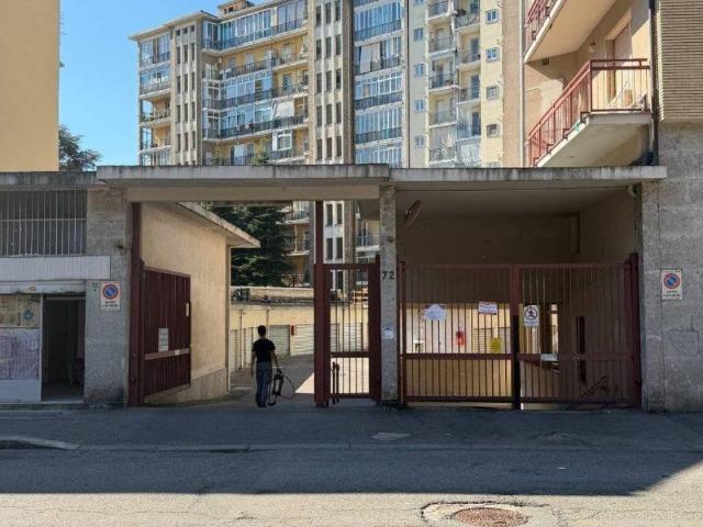 Box / Garage in vendita a Torino TO