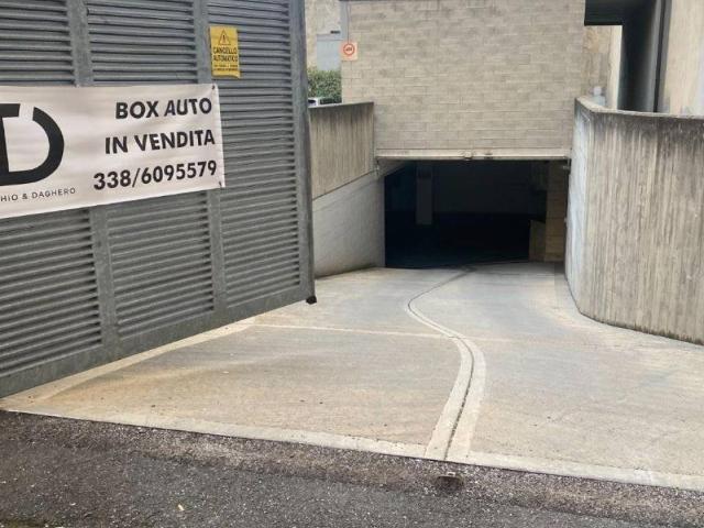 Box / Garage in vendita a Torino TO