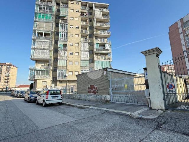 Box / Garage in vendita a Torino TO