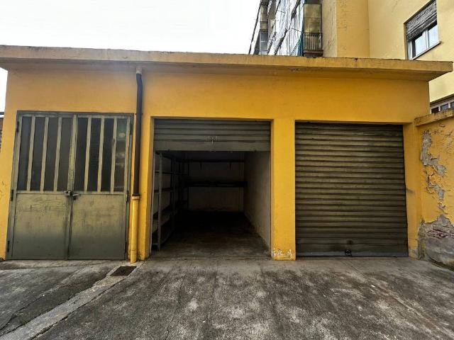 Box / Garage in vendita a Torino TO