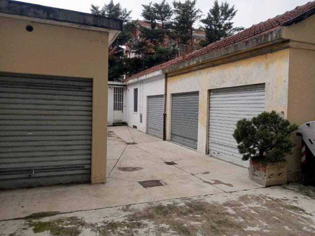 Box / Garage in vendita a Torino TO