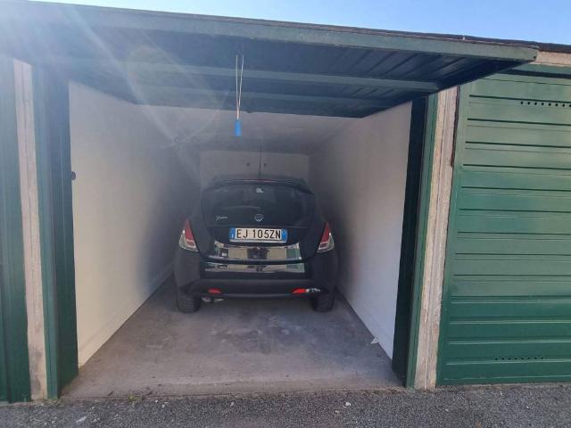 Box / Garage in vendita a Torino TO