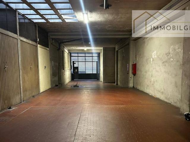 Box / Garage in vendita a Torino TO