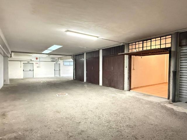 Box / Garage in vendita a Torino TO