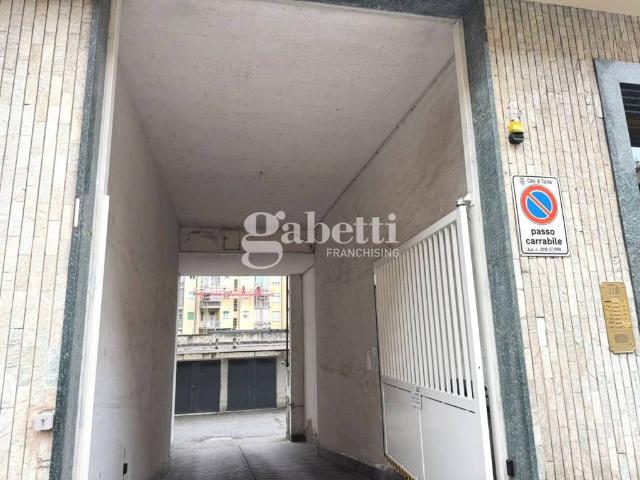 Box / Garage in vendita a Torino TO