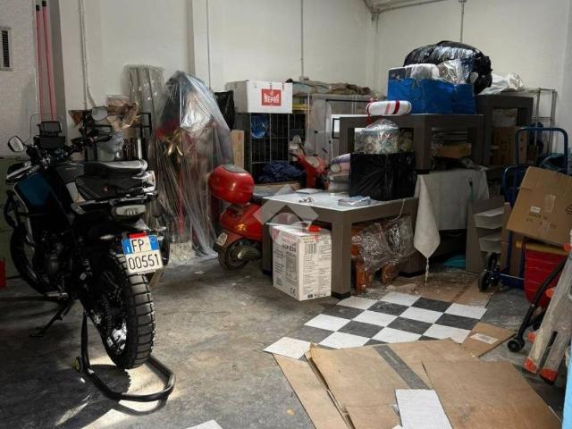 Box / Garage in vendita a Torino TO