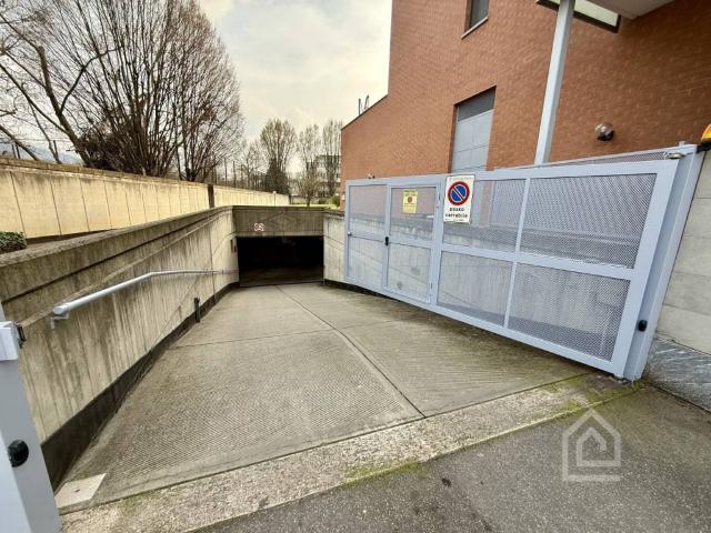 Box / Garage in vendita a Torino TO