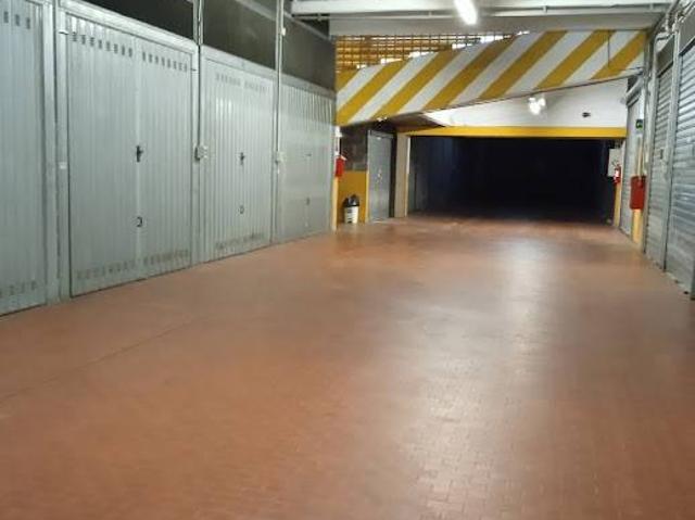 Box / Garage in vendita a Torino TO