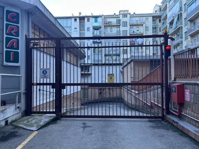 Box / Garage in vendita a Torino TO
