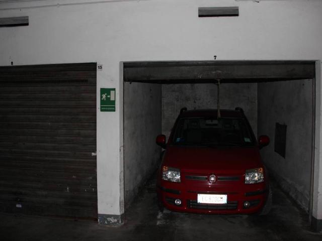 Box / Garage in vendita a Torino TO