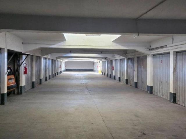 Box / Garage in vendita a Torino TO