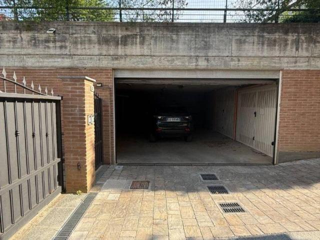 Box / Garage in vendita a Torino TO