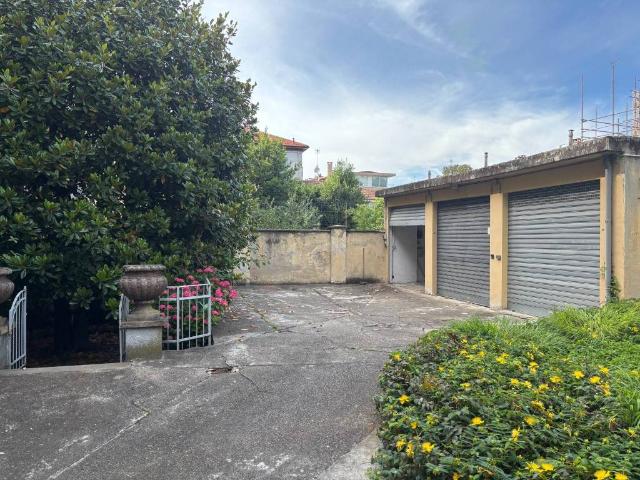 Box / Garage in vendita a Torino TO