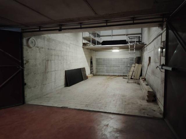 Box / Garage in vendita a Torino TO