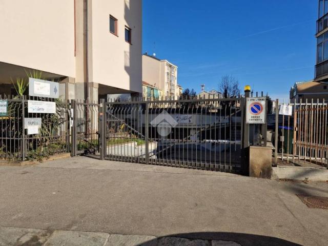 Box / Garage in vendita a Torino TO