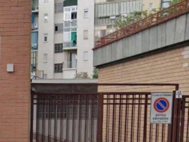 Box / Garage in vendita a Torino TO