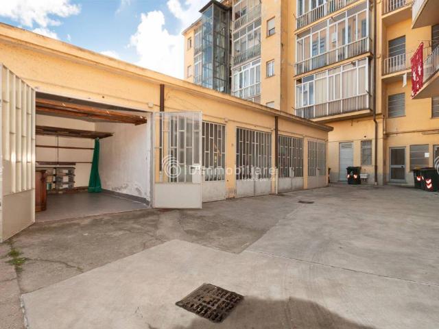 Box / Garage in vendita a Torino TO