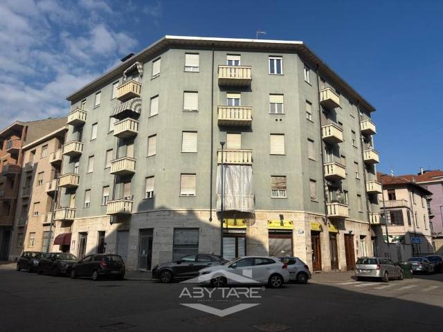 Box / Garage in vendita a Torino TO