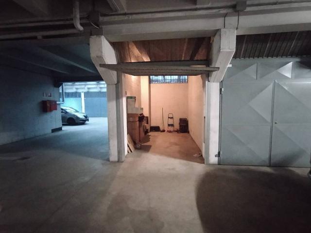 Box / Garage in vendita a Torino TO