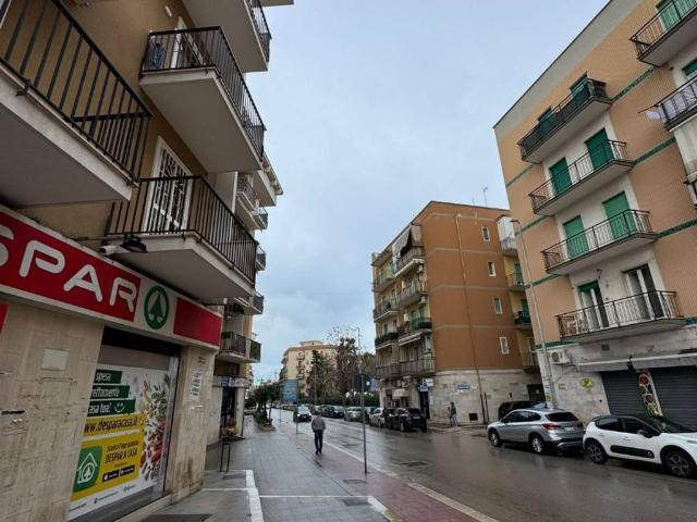 Box / Garage in vendita a Trani BT