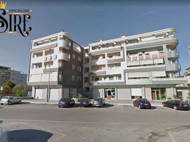 Box / Garage in vendita a Trani BT