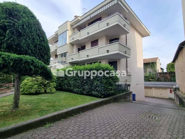 Box / Garage in vendita a Trecate NO
