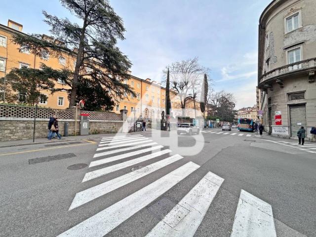Box / Garage in vendita a Trieste TS
