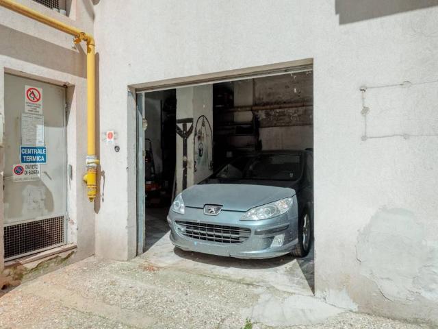 Box / Garage in vendita a Trieste TS