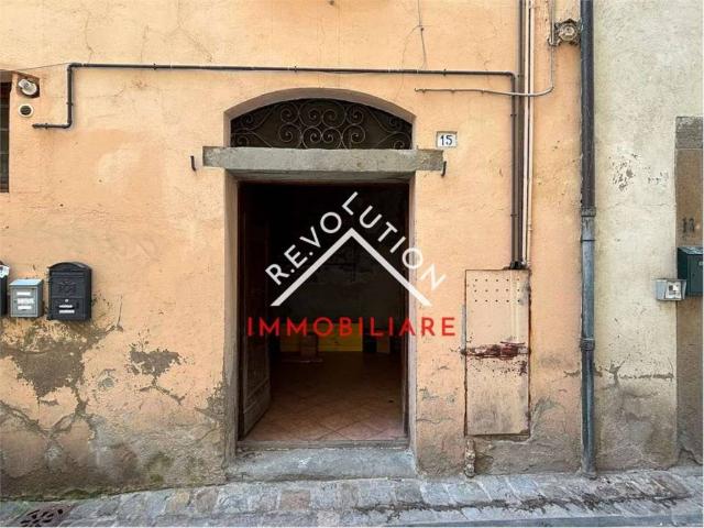 Box / Garage in vendita a Umbertide PG