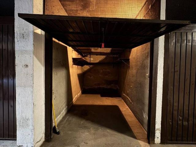 Box / Garage in vendita a Varese VA