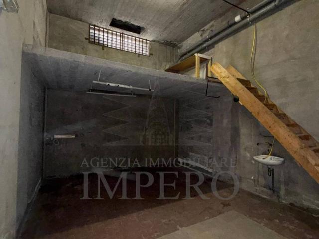 Box / Garage in vendita a Ventimiglia IM