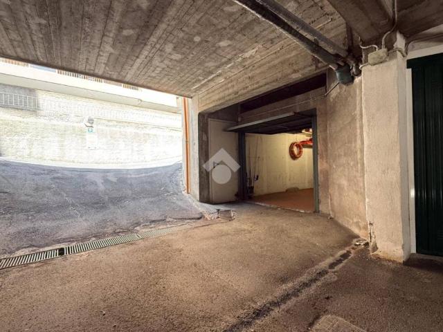 Box / Garage in vendita a Ventimiglia IM