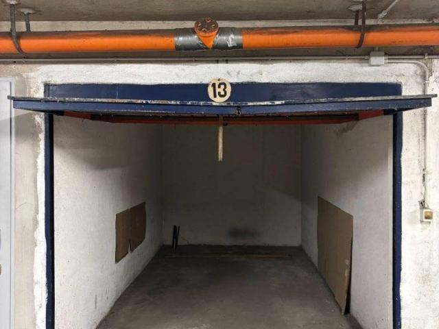 Box / Garage in vendita a Vercelli VC