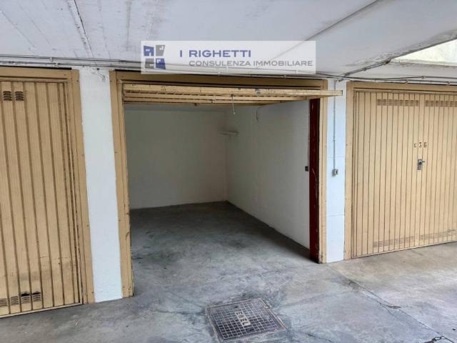Box / Garage in vendita a Verona VR